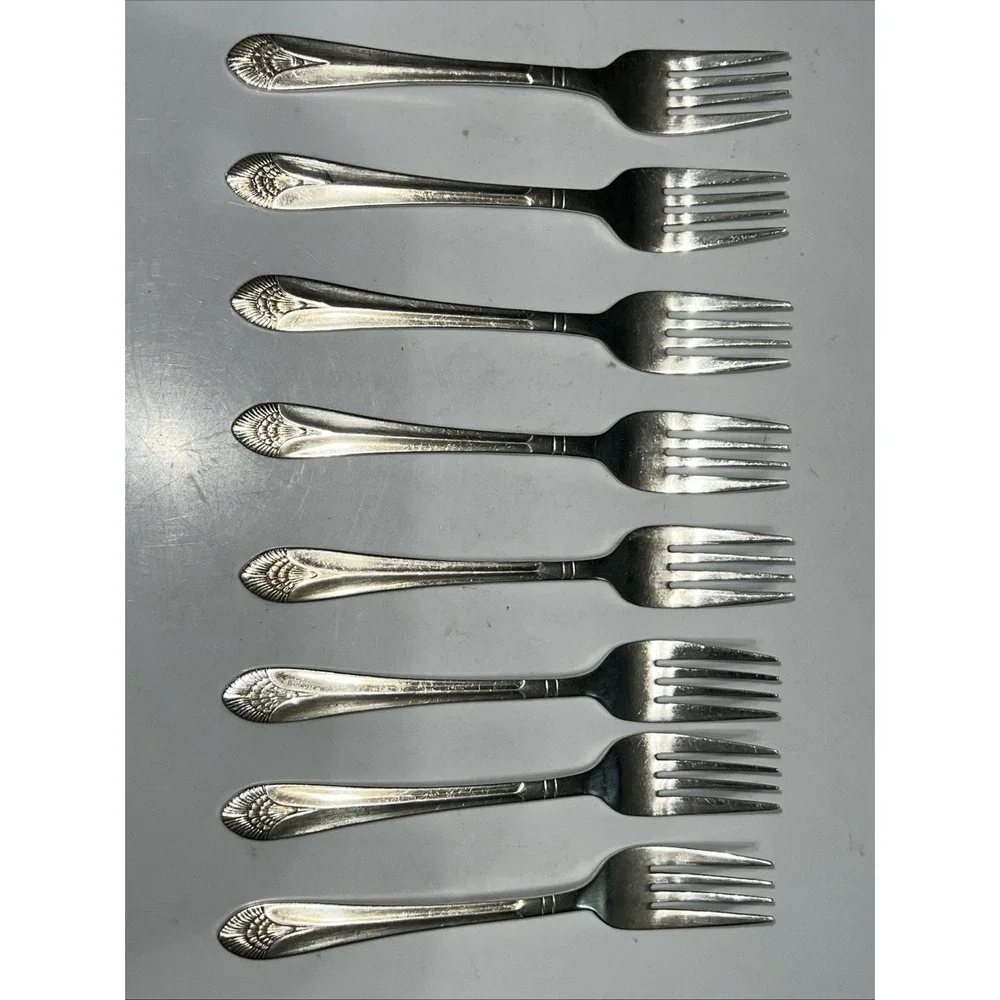 Oneida New York Glossy 18/10 Stainless/Silver Flatware 7